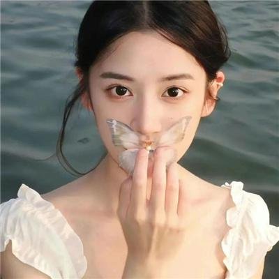 时尚房子品评家时尚子!